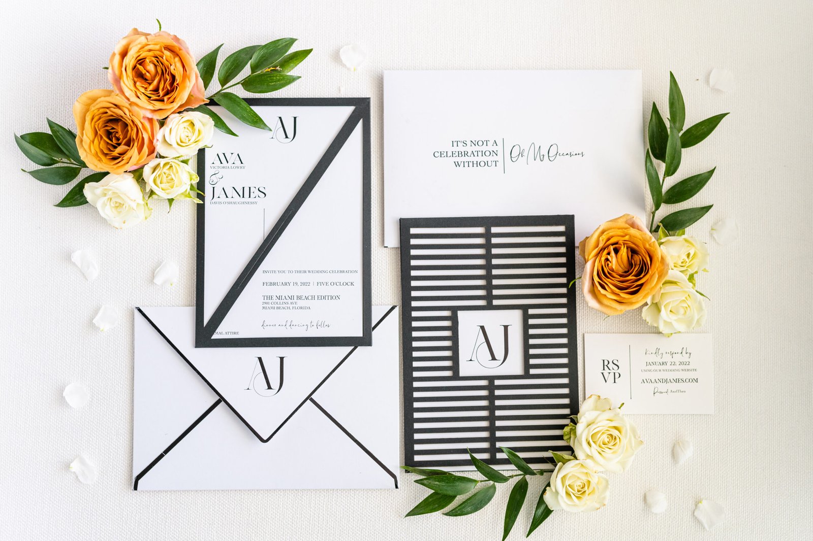 Ava Lasercut Pocket Invitation